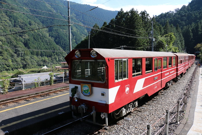 接岨峡温泉駅