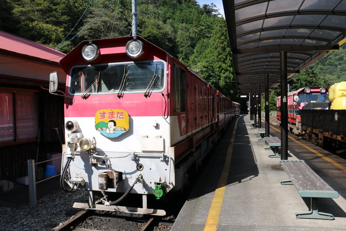 接岨峡温泉駅