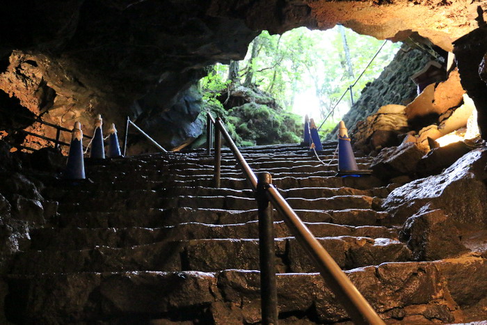 富岳風穴